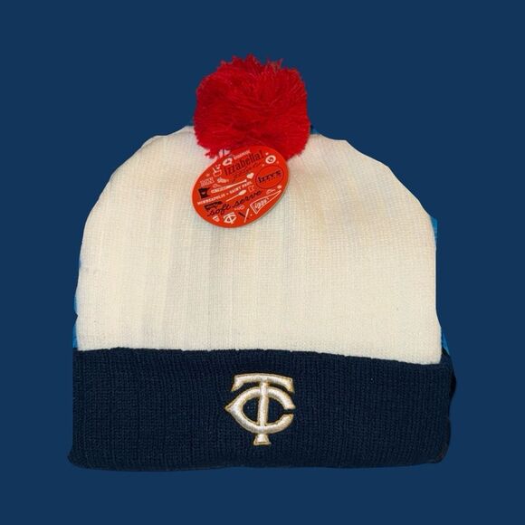 NWT MLB Twins Baseball Collaboration Izzy Ice cream Navy White Pom Beanie - Picture 4 of 5